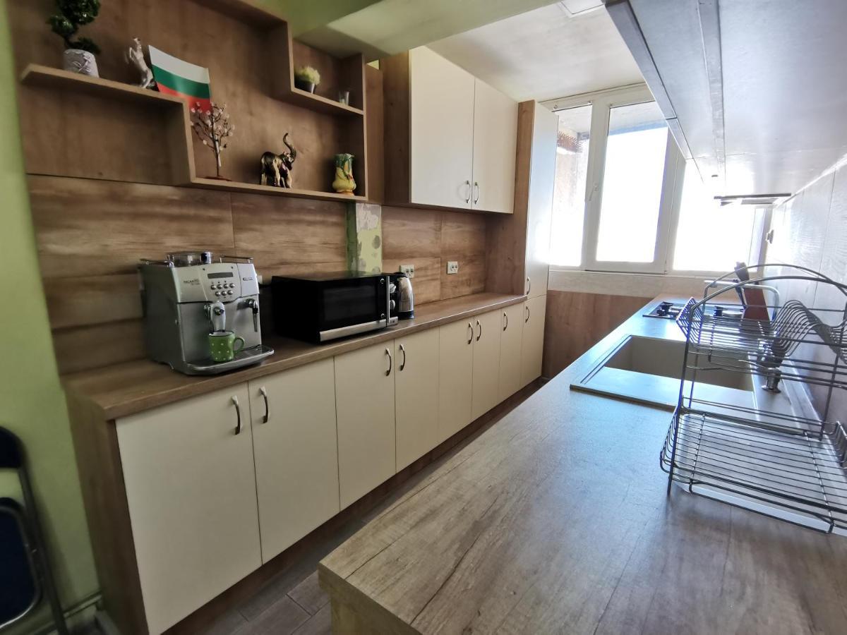 Central Apartment Targovishte Ngoại thất bức ảnh