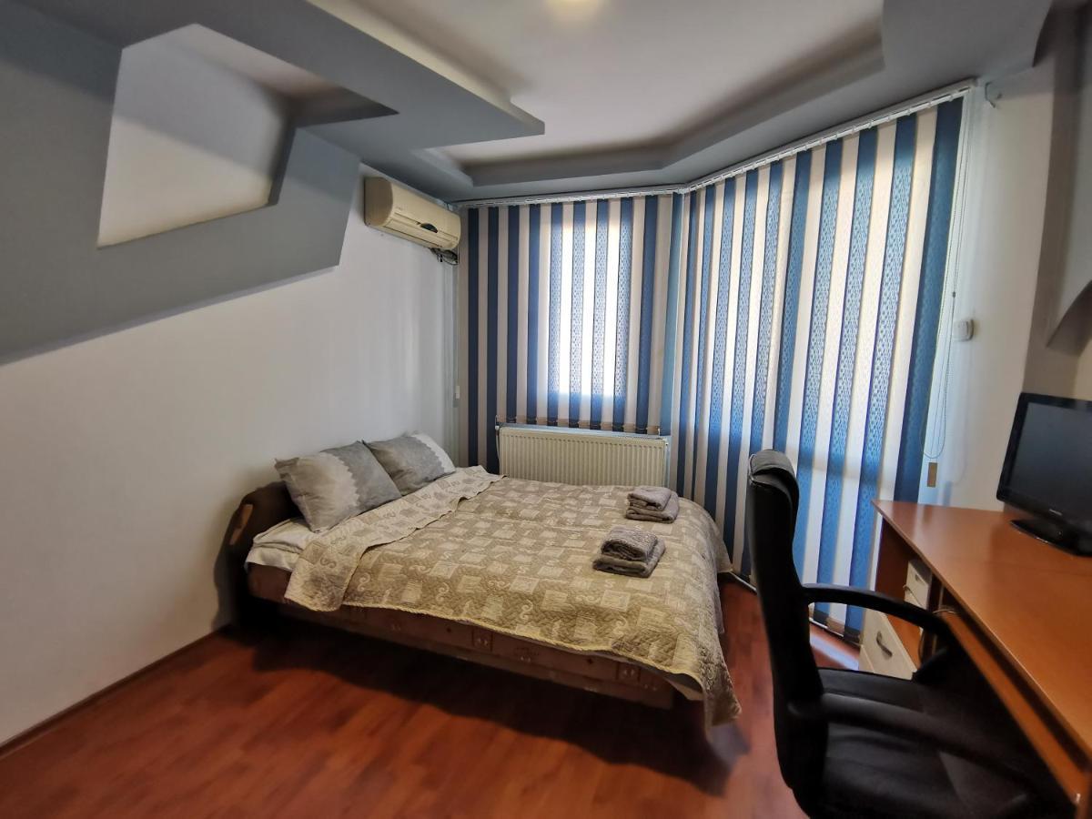 Central Apartment Targovishte Ngoại thất bức ảnh