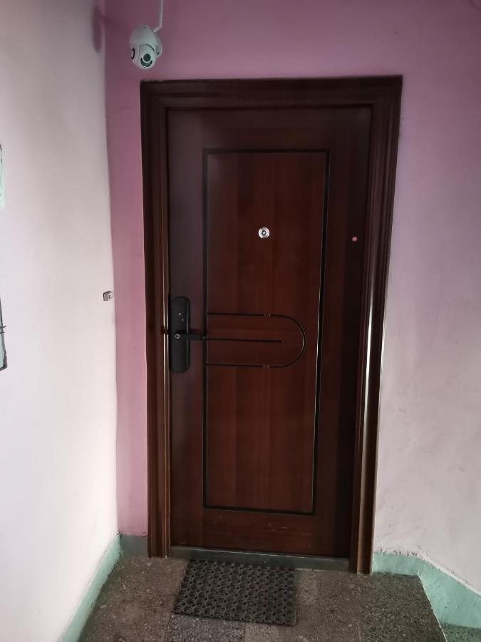 Central Apartment Targovishte Ngoại thất bức ảnh