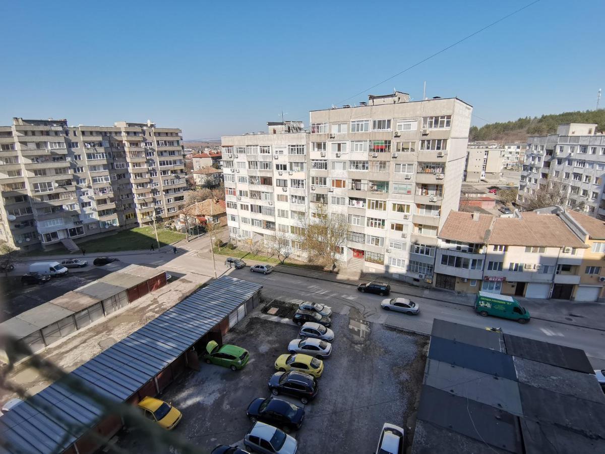 Central Apartment Targovishte Ngoại thất bức ảnh